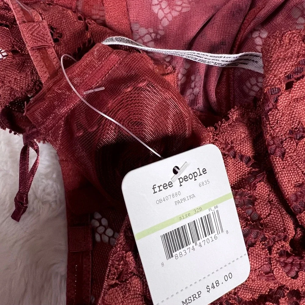 Free People Women's Love Letters Lace Bandeau‎ Bra Paprika Red 32B OB407880 NWT